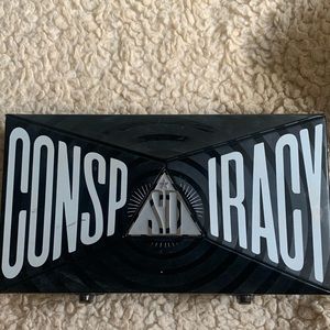 Jeffree Star x Shane Dawson Conspiracy Palette